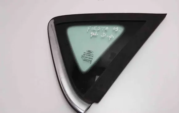 Rear vent window glass