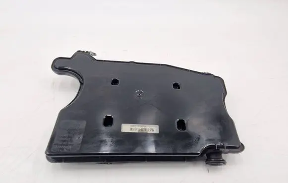 Mini One - Cooper F56 F55 Intake resonator 8513917 23557610 1105877S01