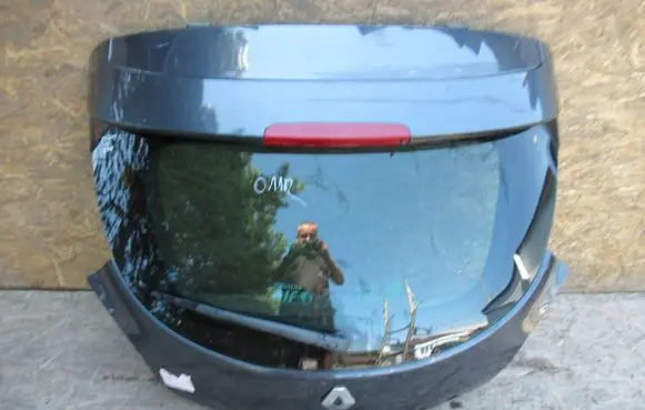 Renault Megane III Tailgate/trunk/boot lid