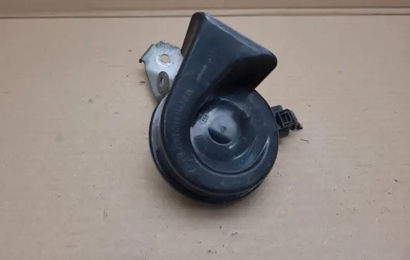 Volkswagen Touran II Horn signal 1K0951221B