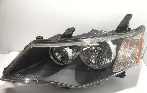 Mitsubishi Outlander Headlight/headlamp P5584L