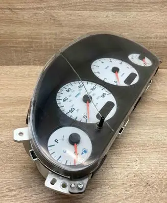 Chrysler Voyager Speedometer (instrument cluster) P04685748AD