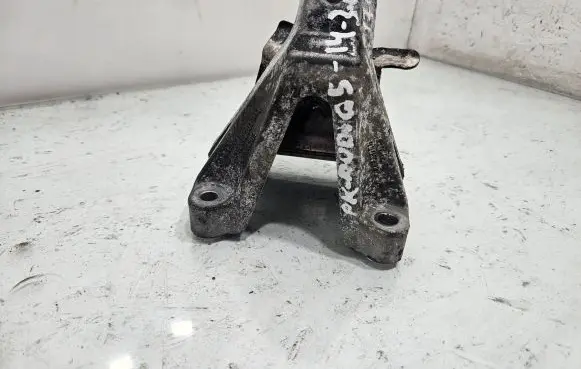 Audi Q5 SQ5 Engine mounting bracket 8K0199307AQ