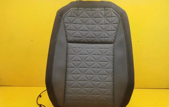 Volkswagen Tiguan Seat trim 5NA881805CE