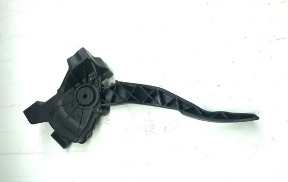Smart ForFour I Accelerator throttle pedal MR955216 A4543000104 29068984