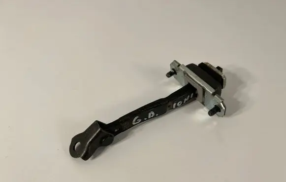Hyundai Ioniq Rear door check strap stopper