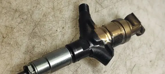 Subaru Legacy Fuel injector 16613AA030 07L00793 EWS00250