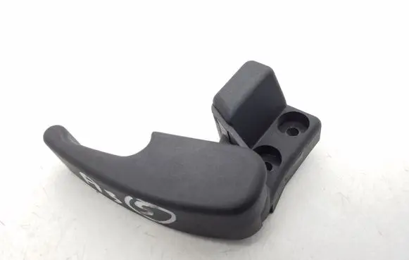 Audi A3 S3 8P Engine bonnet (hood) release handle 1H2823533