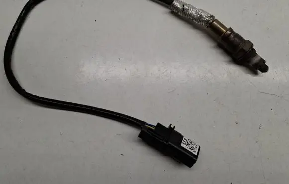 Porsche Cayenne (9Y0 9Y3) Lambda probe sensor 06M906265