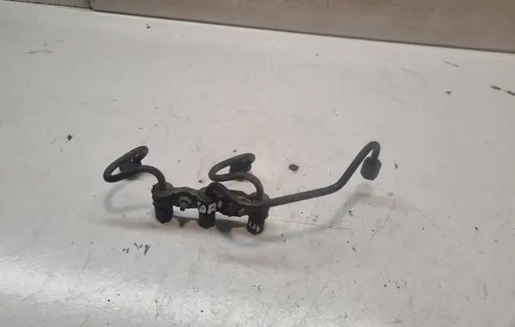 Toyota Yaris Fuel injector supply line/pipe 
