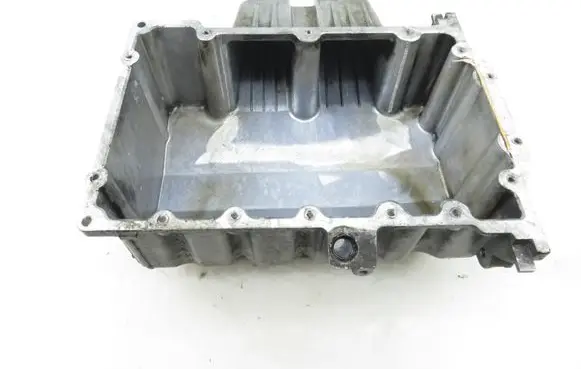 Volkswagen Polo IV 9N3 Oil sump 045103603D