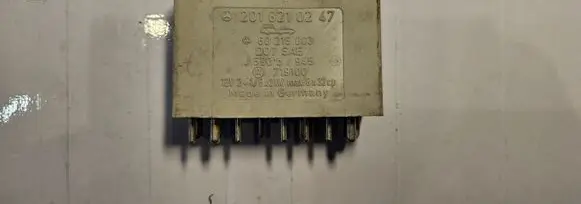 Mercedes-Benz 190 W201 Other relay 2018210247 60215003