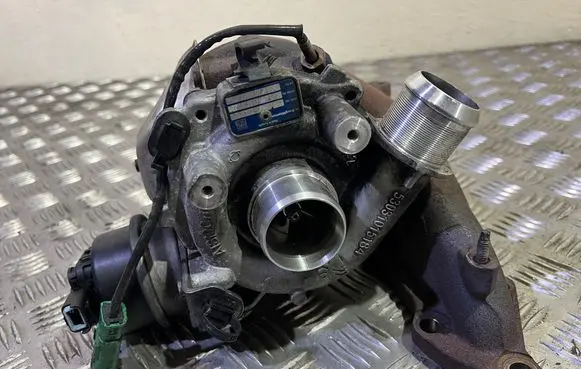Ford Galaxy Turbo K039807873180