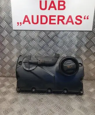 Skoda Octavia Mk2 (1Z) Rocker cam cover 038103469AD
