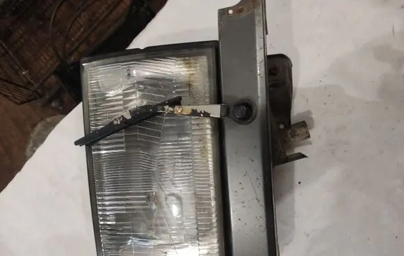 Opel Monterey Headlight/headlamp