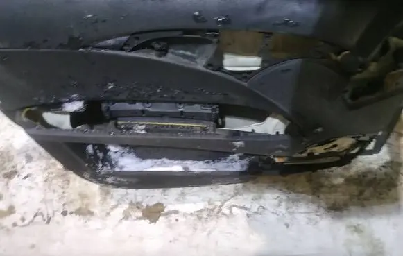 Mercedes-Benz E W211 Front door card panel trim 