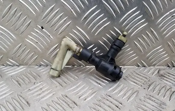 Volkswagen PASSAT CC Clutch pipe/line 1K0721468C