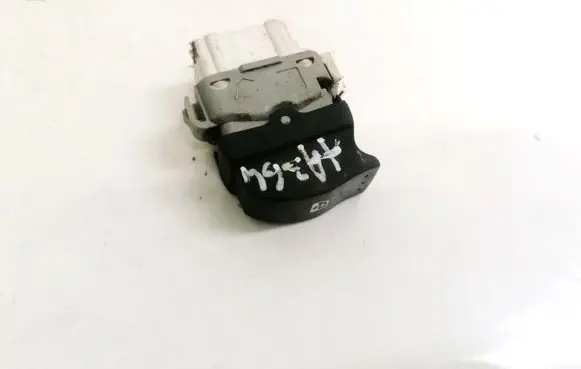 Renault Megane II Electric window control switch 28082