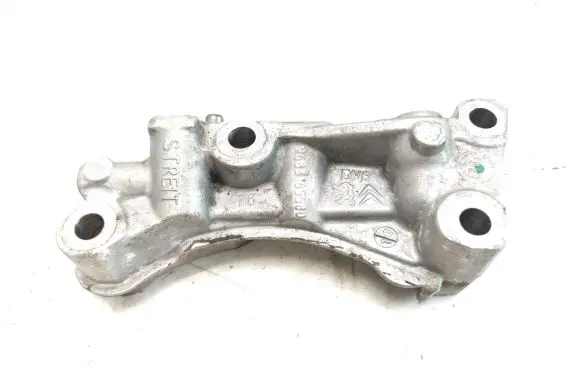 Peugeot 2008 I Engine mounting bracket 9683165580