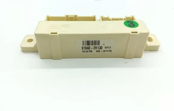 Hyundai i40 Door central lock control unit/module 919402H130