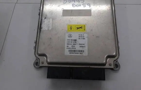 Mercedes-Benz GLK (X204) Engine control unit/module ECU A6519016400