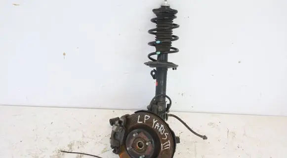 Toyota Yaris Front wheel hub spindle knuckle 