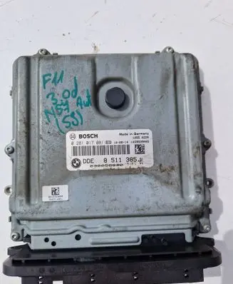 BMW 5 F10 F11 Engine control unit/module 8511385 0281017081