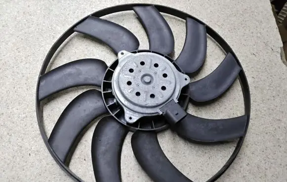Porsche Macan (95B) Electric radiator cooling fan 993454JG M134989