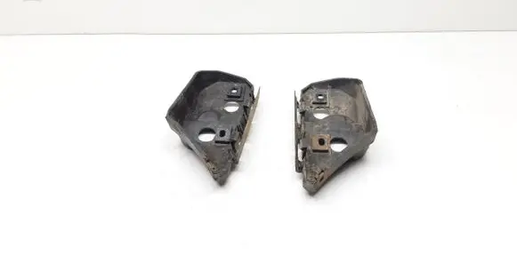Volvo V50 Front bumper mounting bracket 30655874 30655875