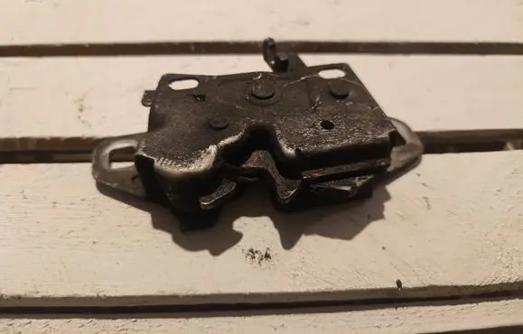 Mini One - Cooper R50 - 53 Engine bonnet/hood lock/latch loop/hook 