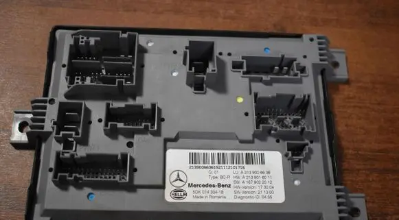 Mercedes-Benz E W213 Trunk lid opening control unit A2139006636