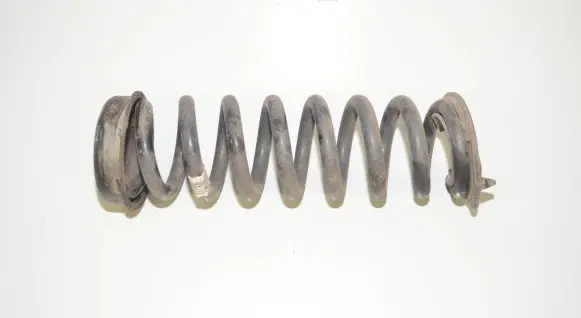BMW 4 F32 F33 Rear coil spring 6851932 33536851932