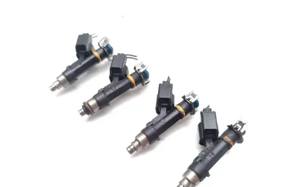 Mazda 6 Fuel injectors set 0280158103