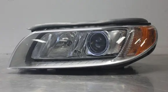 Volvo V70 Headlight/headlamp 31383540 6336500000