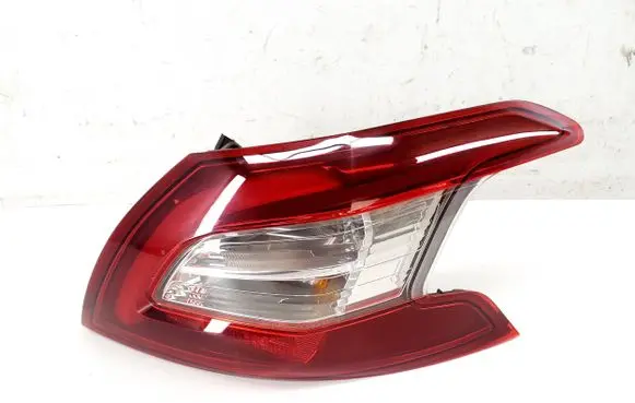 Peugeot 308 Rear/tail lights 9677817580