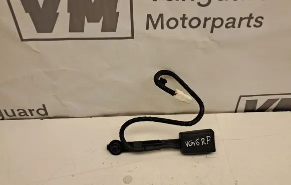 Hyundai i40 Front seatbelt buckle 888303Z000RY