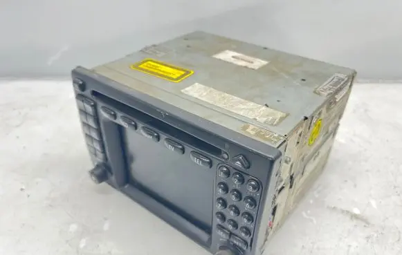 Mercedes-Benz ML W163 Radio/CD/DVD/GPS head unit A2108205189