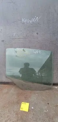 Seat Leon (1M) Rear door window glass 1212123