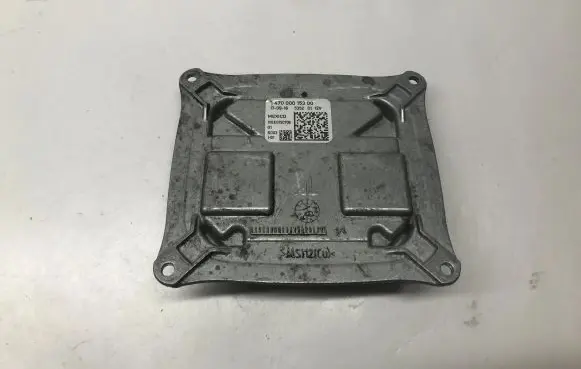 Chrysler Pacifica Xenon control unit/module 147000015300