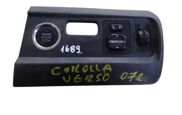 Toyota Corolla Verso AR10 Other interior part 55447-0F010 84152-02021