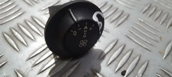 Peugeot 807 Interior fan control switch 1488941077