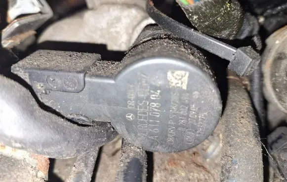 Mercedes-Benz B W245 Fuel main line pipe 0281002694