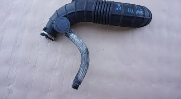 Hyundai Santa Fe Air intake hose/pipe 21382B200