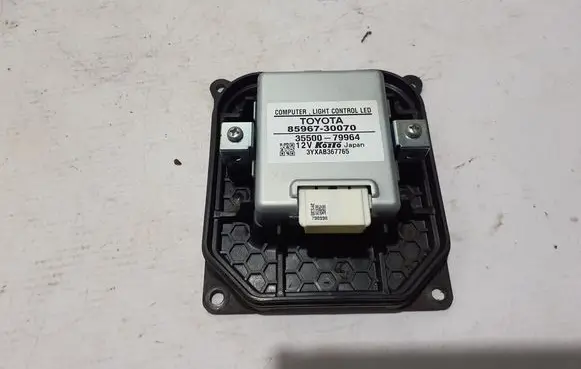 Toyota Prius (XW30) Xenon control unit/module 8596730070