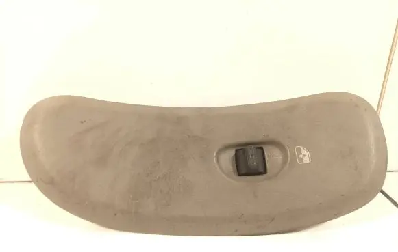 Chrysler Voyager Quarter vent window switch 30505L2942 746754941 0SM761L5AB