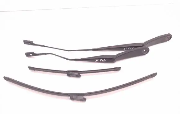 BMW X1 F48 F49 Front wiper blade arm 7360515 7360506