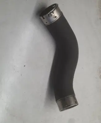 BMW 5 F10 F11 Intercooler hose/pipe 