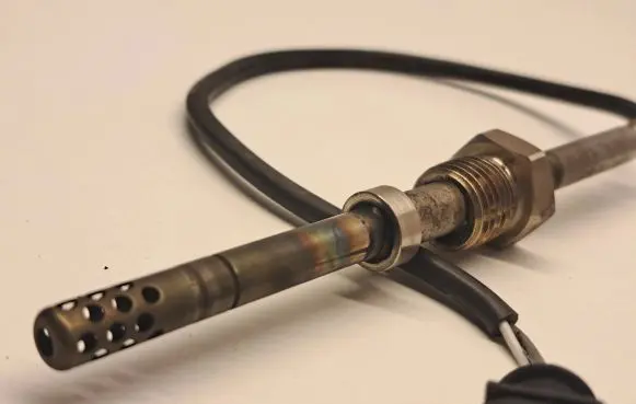 Exhaust gas temperature sensor