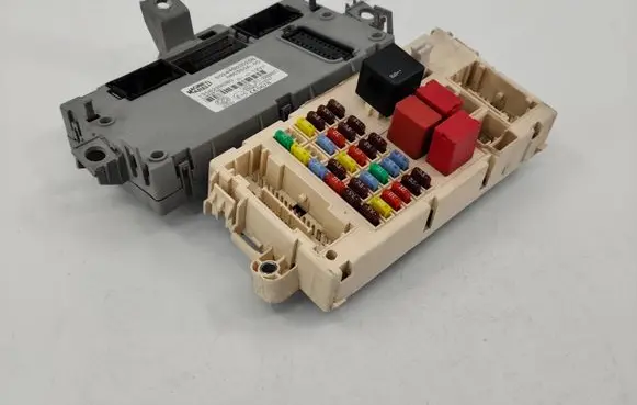 Fiat Ducato Central body control module 1358239080