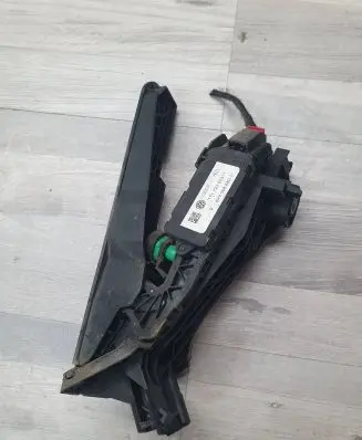 Volkswagen Caddy Accelerator throttle pedal 1T1723503H 6PV00868901